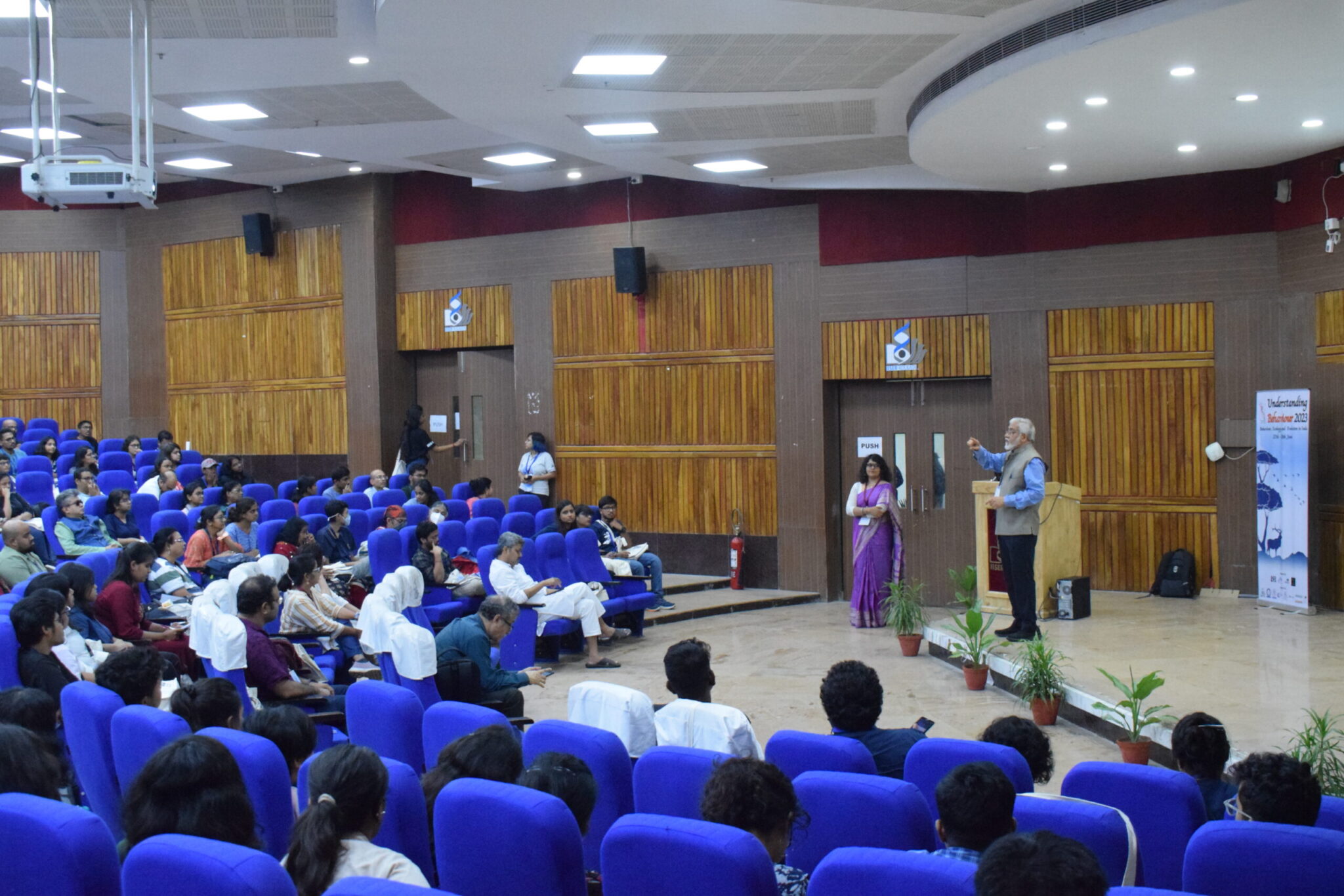 Seminars and roundtables